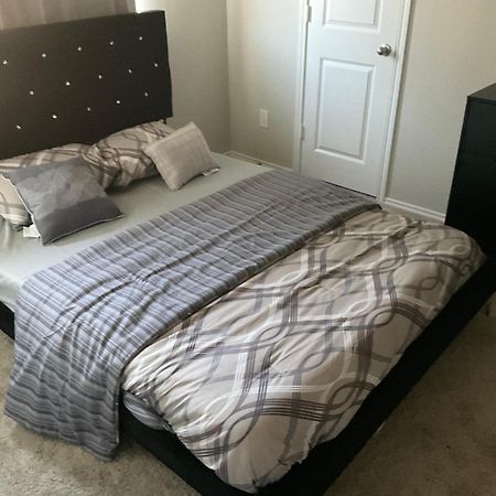 8919 Wistful Wild Drive Apartment Richmond Luaran gambar